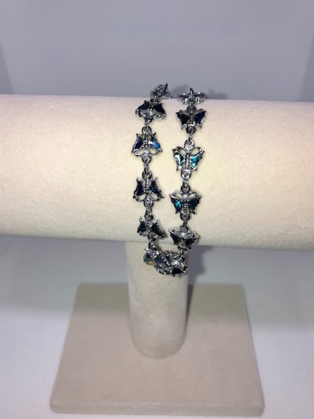 SJ Signed Vintage Abalone Shell Butterfly Link Bracelet Blue Green Silver Tone